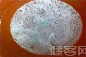 小便有泡沫正常吗 小便泡沫多 为什么小便有泡沫小便正常的标准是什么