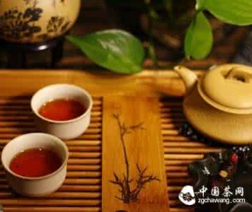 静思茶道的饮茶礼法为 健康饮茶系列1:时尚健康新茶道,茶的保健作用