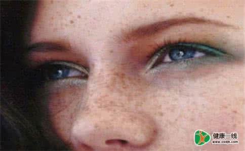 治黄褐斑的偏方 治黄褐斑的偏方 黄褐斑偏方,大家都说效果很好