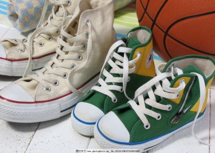 鞋子太大了怎么办 鞋子前面太大了怎么办 鞋子太大了怎么办