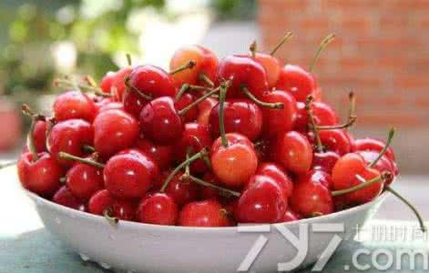 月经期可以吃樱桃吗 来月经能吃樱桃 经期能吃樱桃吗