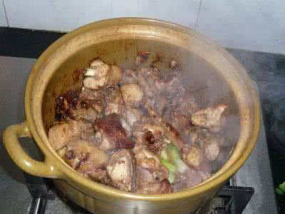 砂锅饭怎么做才不会糊 砂锅怎么不糊锅?