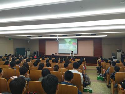 父母课堂家长读后感 【家长课堂】父母做到这20条，将是2016年给孩子最珍贵的礼物！