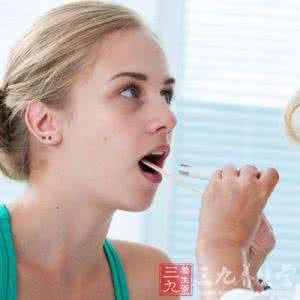 食道癌的早期症状 食道癌症状 怎么治疗食道癌最好