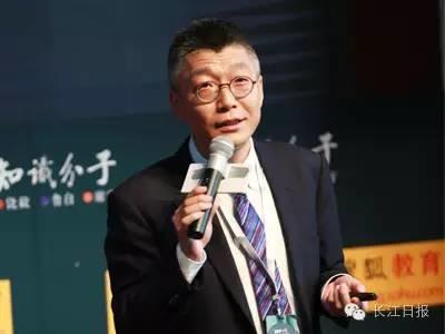 北大院长面试学霸 北大考试研究院院长面试学霸：像一个模具打造出的“家具”