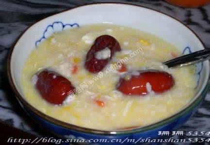 酒糟煮鸡蛋的功效 家常菜谱 酒糟煮鸡蛋:相传多年的美颜补气糖水_家常菜谱