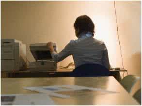 乙肝小三阳多久变肝癌 女白领常加班熬夜 乙肝拖成肝癌晚期去世