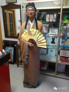 日月盈仄 安文哲：平平仄仄咏诗章，点点圈圈日月长【原创选登】