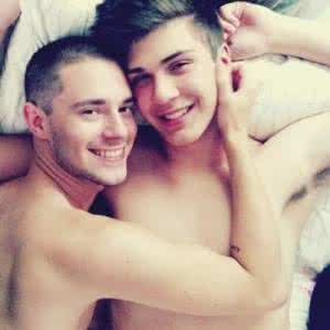 怎么看出一个人是Gay 怎么判断一个男生是不是gay