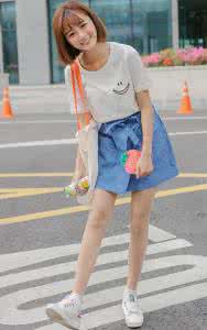 小个子女生穿衣技巧 小个子女生夏季学院风穿衣搭配技巧