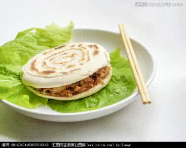 肉夹馍小吃车 自制美味小吃——肉夹馍