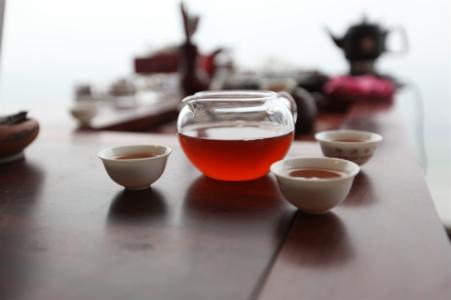 想说爱你并不是容易事 普洱茶-想说爱你并不是很容易的事