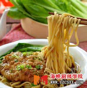 葱油拌面用什么面条 葱油面的做法 这样做的面条更加鲜香