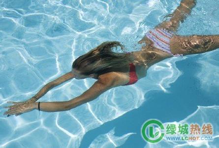 如何快速学会游泳 游泳技巧 怎样安全快速的学会游泳