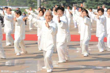 太极拳内劲功力训练法 动静开合随意转!太极拳发放内劲的秘密之“随动劲”