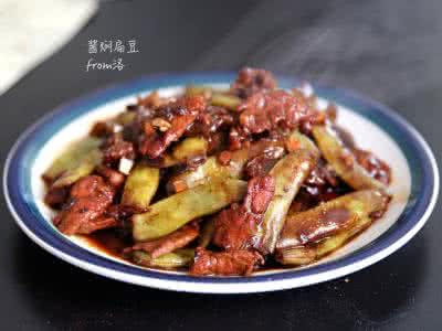 酱焖扁豆 酱焖扁豆(做法附图)*