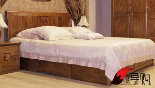 校长不要这样好深好大 家里的床,切记不要这样摆放!