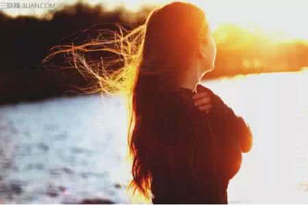 我们的生活充满阳光 幸福在心中，生活才会充满阳光