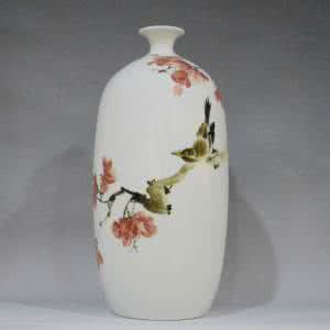 景德镇陶瓷花瓶 陶瓷花瓶保养 陶瓷花瓶如何鉴定 陶瓷花瓶怎么保养