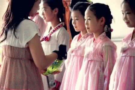 国产女中学生资源下载 实拍记录80年代纯情的女中学生 学生