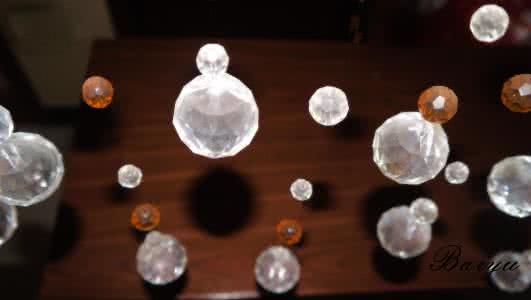 人造水晶球风水作用 为什么那么多人喜欢水晶?水晶的作用是什么?