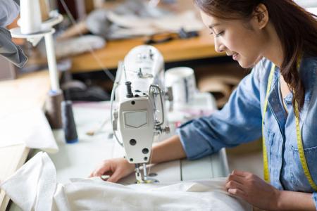 缝纫机的使用视频教程 缝纫机的使用