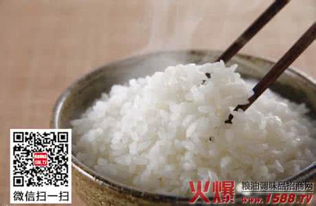 海天招牌拌饭酱好吃吗 教你做好吃的拌饭!这几款足够你处理剩米饭啦!