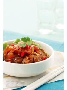 海蜇头怎么处理才脆 (1)小菜之王，超脆口海蜇计中计