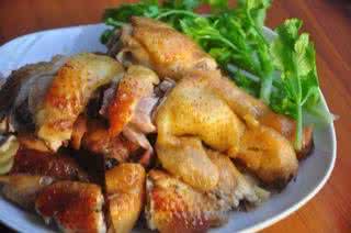 电饭锅盐焗手撕鸡 电饭锅盐香鸡