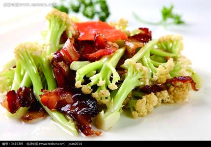 腊肉烧花菜 腊肉烧花菜（香喷喷）