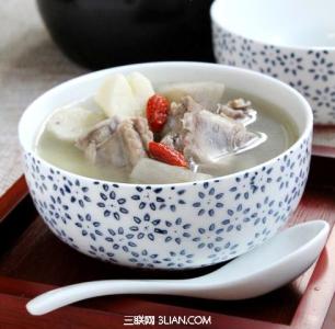 排骨山药汤的营养价值 好吃易做营养汤之一排骨山药汤