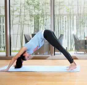 瑜伽可以在家自学吗 瑜伽可以在家自学吗 在家能自学瑜伽健身吗 如何自学瑜伽