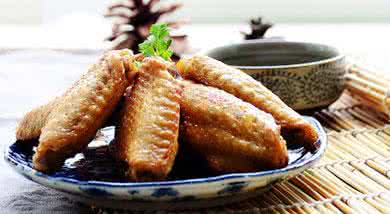 烟熏鸡翅 别样风味年菜『烟熏鸡翅』