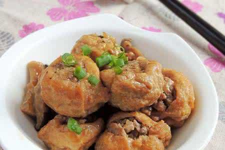 油豆腐的制作过程 油豆腐镶肉