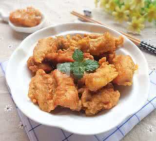 炸酥肉的家常做法 家常美味：香嫩炸酥肉