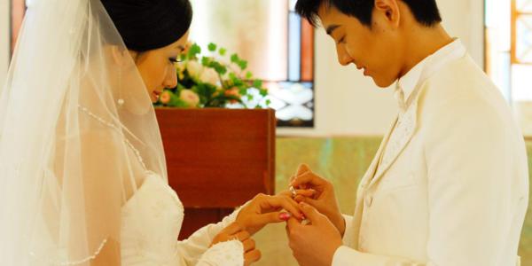 结婚主持人台词 教堂结婚主持人台词