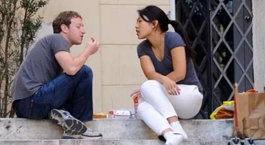 征服美人妻馨爱 爱征服：从此让他做裙下之臣