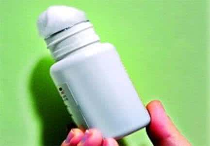 药品干燥剂 假棉花 扔掉 药品开瓶后要扔掉棉花和干燥剂