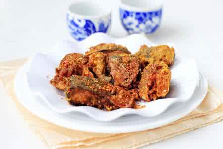 香酥鲅鱼 金黄酥香的干炸鲅鱼