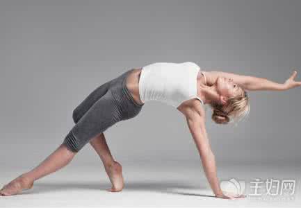 瑜伽瘦腿的最快方法 瘦下颚有什么瑜伽方法