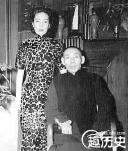 青帮教父杜月笙全传 青帮大头目杜月笙对中国抗战的功勋究竟有多大？