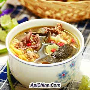 青蒿甲鱼汤 青蒿甲鱼汤 青蒿甲鱼汤 滋阴补血养颜美容