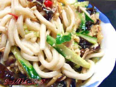 凉拌黄瓜鸡丝 鸡丝打卤面