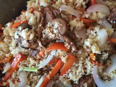 新疆羊肉手抓饭 新疆特色--羊肉手抓饭