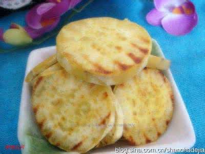 电饼铛烤地瓜 电饼铛地瓜片的做法（电饼铛菜谱-早餐菜谱）