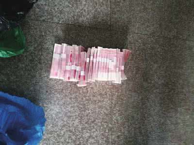 现金被当垃圾扔掉 现金被当垃圾扔掉 看完这篇文章，我默默扔掉了新买的杯子