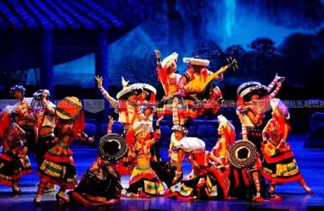 湖南湘西凤凰古城 【中华菜系】湖南湘西凤凰古城多民族美食汇集