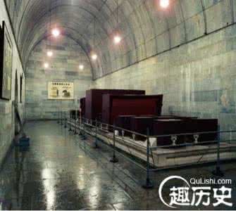 乾陵陪葬墓 揭秘：唐僖宗用乾陵陪葬墓碑做“棺床”之谜
