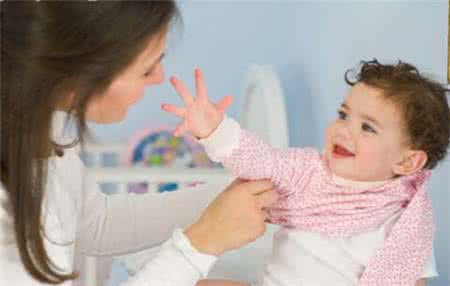 小孩子犯错误屡教不改 冬季给孩子穿衣,别犯这个错误!