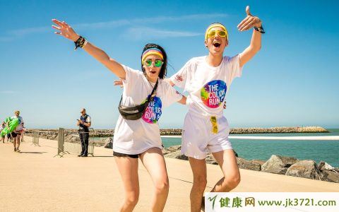 拯救烫焦头发妙招 健康七妙招拯救 都市人劳碌生活